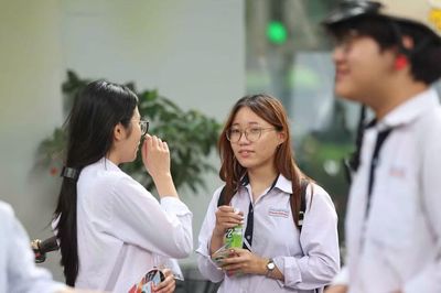Bộ Giáo dục và Đào tạo: Câu hỏi về 'Steve Jobs Việt Nam' trong đề Ngữ văn là phần phân hóa học sinh