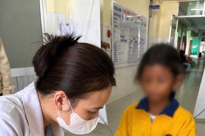 Đồng hành với trẻ mắc đái tháo đường