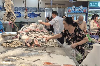 TP. Hồ Chí Minh tăng cường kiểm tra, xử lý nghiêm các vi phạm về giá