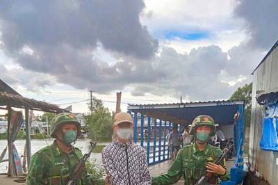 Bắt quả tang đối tượng nghi tàng trữ trái phép chất ma túy