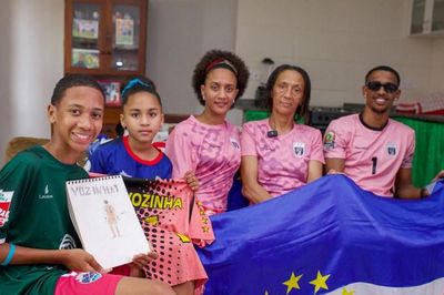Mẹ của thủ môn Vozinha (Cape Verde) được cấp visa sang Mỹ xem World Cup