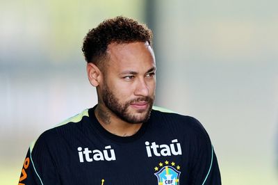 Neymar tiếp tục lỡ hẹn với tuyển Brazil