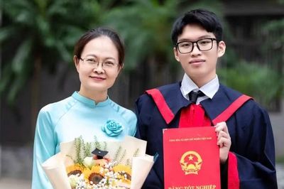 Nam sinh mê Toán trở thành thủ khoa môn Vật lý trường chuyên