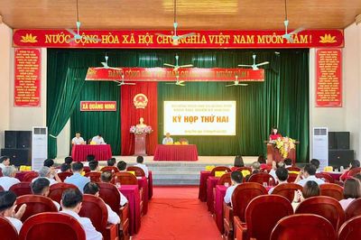 HĐND xã Quảng Ninh thông qua Nghị quyết sắp xếp thôn