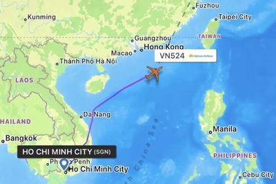 Chuyến bay từ TP.HCM đi Thượng Hải phải bất ngờ hạ cánh xuống Hồng Kông