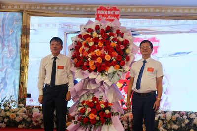 Lễ ra mắt Hội đồng họ Mai tỉnh Ninh Bình