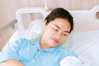 Từ tiếng khóc chào đời, ca cấp cứu xuyên đêm đến bệnh nhân đầu tiên xuất viện tại Bệnh viện Bạch Mai cơ sở Ninh Bình