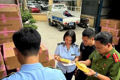 Quản lý thị trường Hà Nội phát hiện 57.000 miếng mặt nạ giả mạo nhãn hiệu BANOBAGI