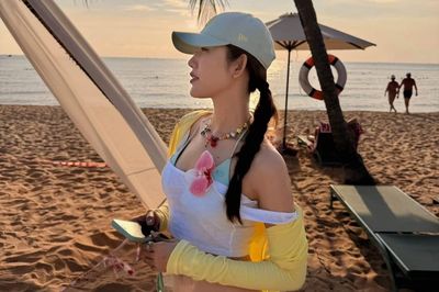 Thúy Ngân ngày càng gợi cảm