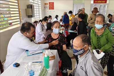 Hiện thực hóa chủ trương của Đảng, Nhà nước về chăm sóc sức khỏe nhân dân