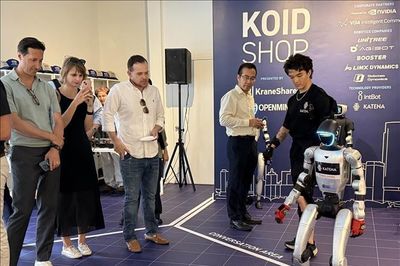Trung Quốc phản đối việc Mỹ cấm nhập khẩu robot hình người