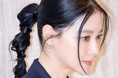 Lee Young Ae được khen quá trẻ ở tuổi 55