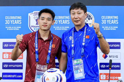 HLV Kim Sang-sik: 'Đội tuyển Việt Nam hướng tới chiến thắng trước Singapore'