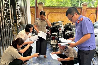VKSND khu vực 5, tỉnh Hưng Yên kiểm sát chặt chẽ việc tiêu hủy vật chứng