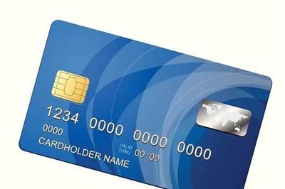 Cảnh báo tình trạng đánh tráo chip trên thẻ ngân hàng