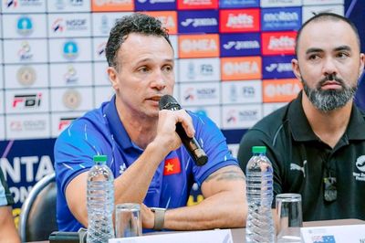 HLV Diego Giustozzi đặt niềm tin vào sức trẻ futsal Việt Nam