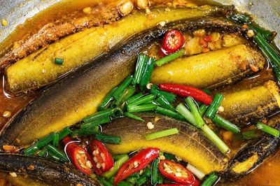 Cá chạch sánh vàng hương nghệ
