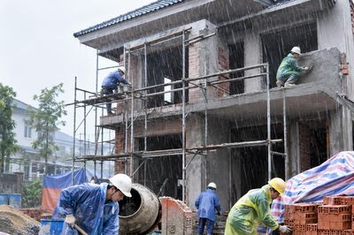 Những lưu ý quan trọng giúp gia chủ 'tránh đội chi phí' hàng chục triệu đồng khi xây nhà mùa mưa