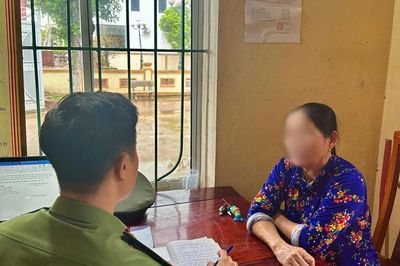Cuộc gọi 'xác minh, điều tra' khiến người phụ nữ hoảng sợ, mang 79 triệu đồng đến trình báo công an