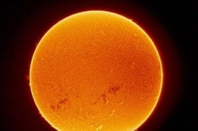 Lần đầu tiên chụp được bề mặt Mặt Trời với độ nét chưa từng có