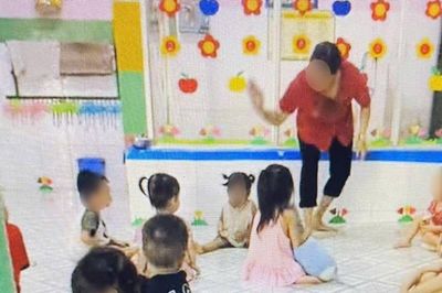 Công an vào cuộc vụ bảo mẫu bắn dây thun, đánh trẻ tại trường mầm non ở TPHCM