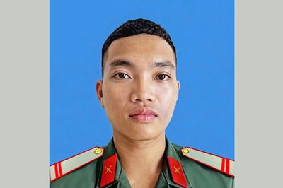 Truy tặng Huân chương Bảo vệ Tổ quốc hạng Ba đối với Trung sĩ Cao Tuấn Anh