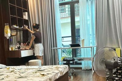 Giá điện phòng trọ tăng - gánh nặng mùa nhập học