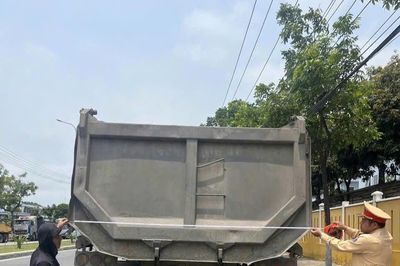 Tăng tốc tổng rà soát, xử lý phương tiện không đúng quy định