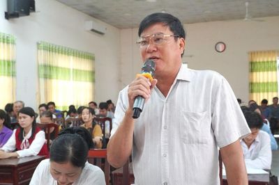 Cử tri xã Mỹ An Hưng kiến nghị nhiều vấn đề dân sinh