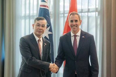 Bộ trưởng Ngô Văn Tuấn hội đàm song phương với Bộ trưởng Ngân khố Australia Jim Chalmers