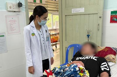 Sốt xuất huyết gây biến chứng nặng ở trẻ thừa cân, béo phì