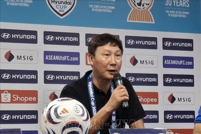 ASEAN Cup 2026: HLV Kim Sang Sik thận trọng, Malaysia chưa bỏ cuộc