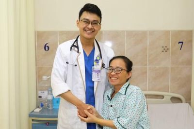 Đau bụng mỗi kỳ kinh, phát hiện lạc nội mạc tử cung xâm lấn trực tràng