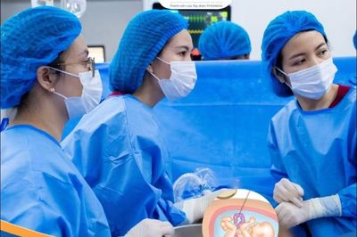 3 lần truyền máu trong tử cung, cứu thai nhi thiếu máu nặng