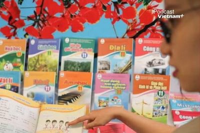 Thông báo muộn, nhiều phụ huynh đã mua sách giáo khoa thay vì mượn miễn phí