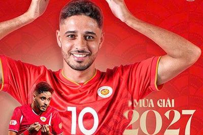 Leo Artur được CLB gia hạn hợp đồng