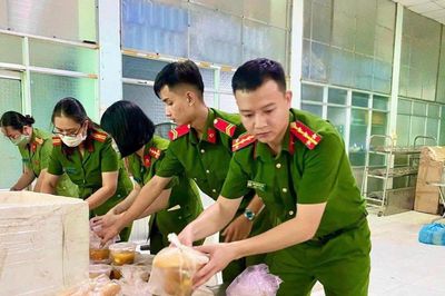 Trao tặng 200 suất ăn cho bệnh nhân