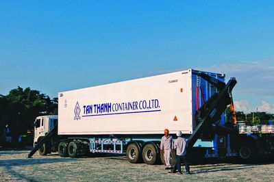 Ngân hàng đồng hành cùng dòng tiền xuất nhập khẩu