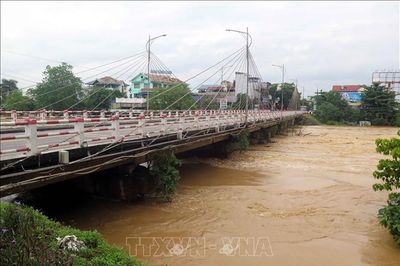 Thái Nguyên: Lũ trên sông Cầu dâng cao