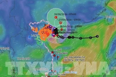 Bão số 4 giảm cường độ, đổi hướng trên vùng biển phía Tây đặc khu Bạch Long Vĩ