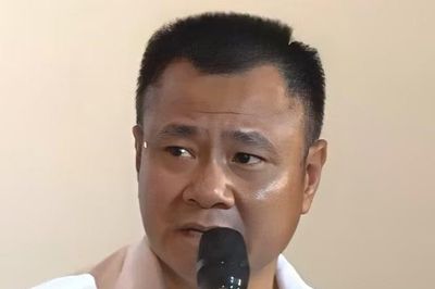 NSND Tự Long: 'Đạo diễn phải 3 lần tới nhà mời tôi'