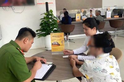 Suýt bị lừa chuyển 25 triệu đồng để nhận quà từ nước ngoài