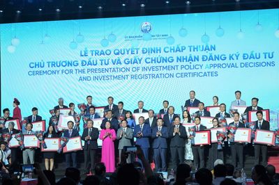 Tây Ninh thu hút loạt dự án tổng vốn hơn 900.000 tỷ đồng