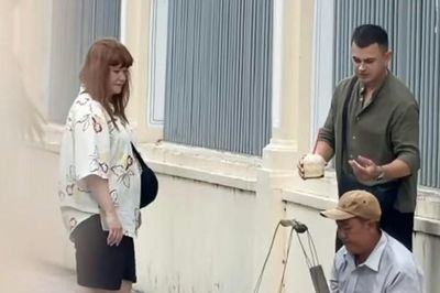 Công an vào cuộc xác minh vụ người đàn ông bán 330.000 đồng/quả dừa cho du khách tại TP.HCM