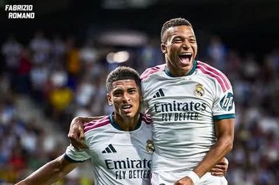 Kết quả bóng đá La Liga hôm nay: Real Madrid thắng đậm Malaga 4-0, Mourinho khởi đầu hoàn hảo
