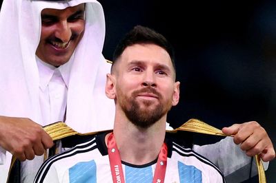Messi tránh được cái kết nhiều huyền thoại không thể