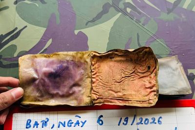 Khai quật mộ liệt sĩ ở Quảng Ngãi, phát hiện ví da có dòng chữ 'Trọng Thanh'