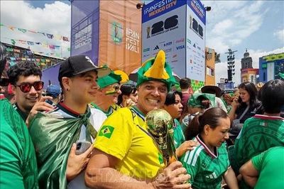 Cơn sốt thời trang sắc màu của Brazil chinh phục thế giới