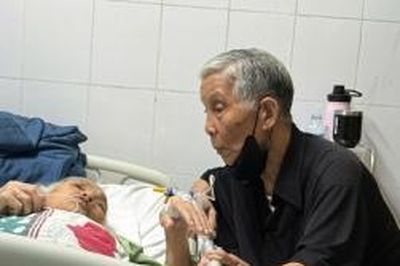 Đôi dòng tâm sự cùng bà
