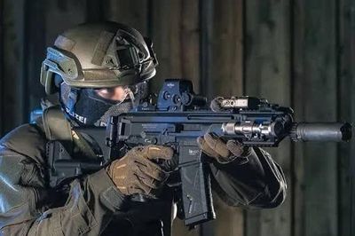 Súng trường G39 cỡ nòng .300 Blackout sẽ thay thế tiểu liên MP5SD huyền thoại